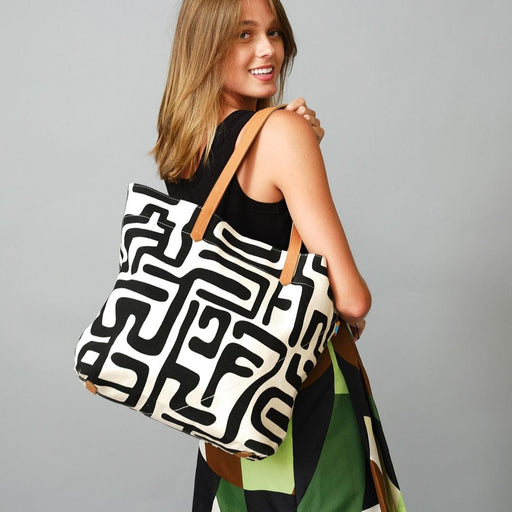 Go-To Tote - Black Kuba lifestyle image