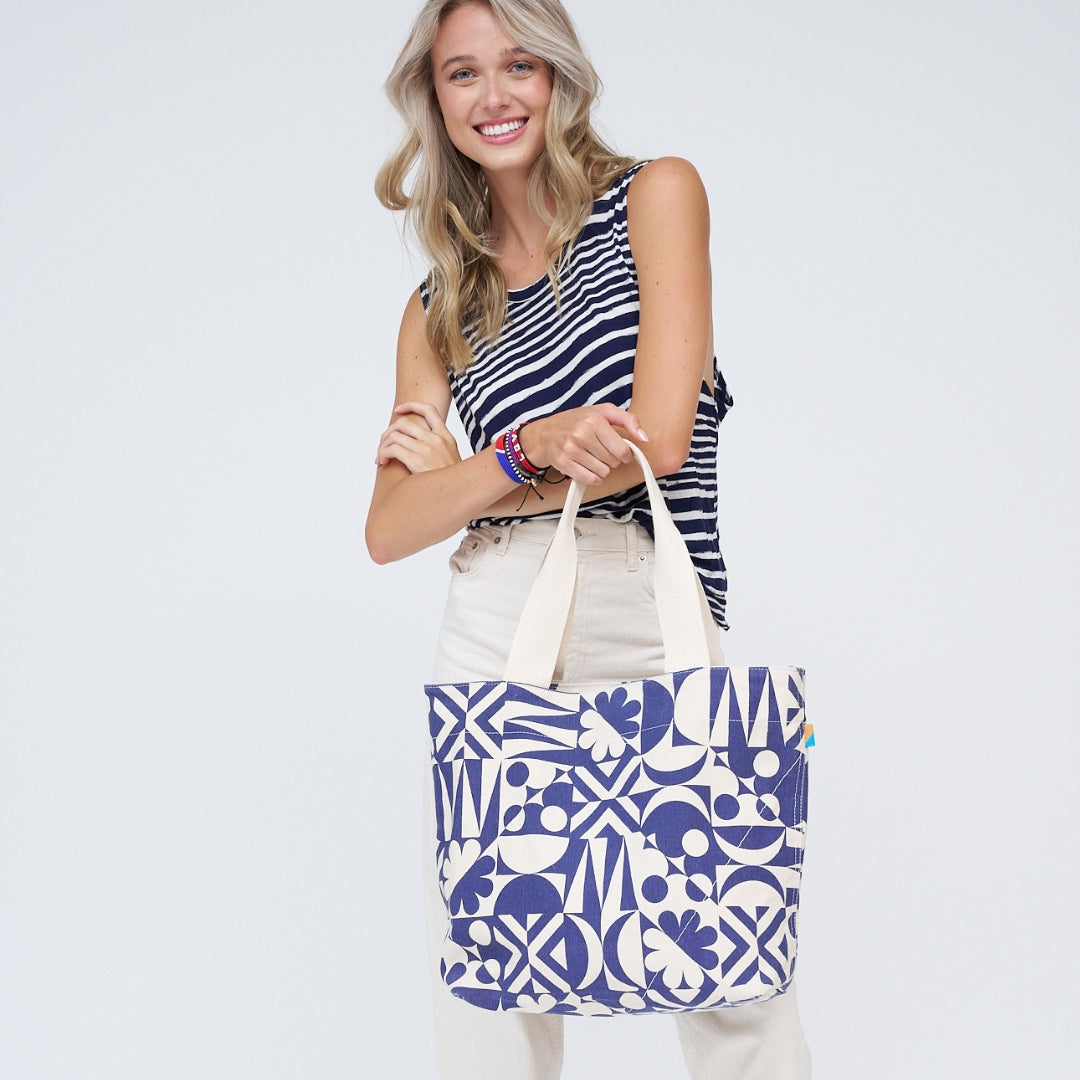 Go-To Tote - Tile Print