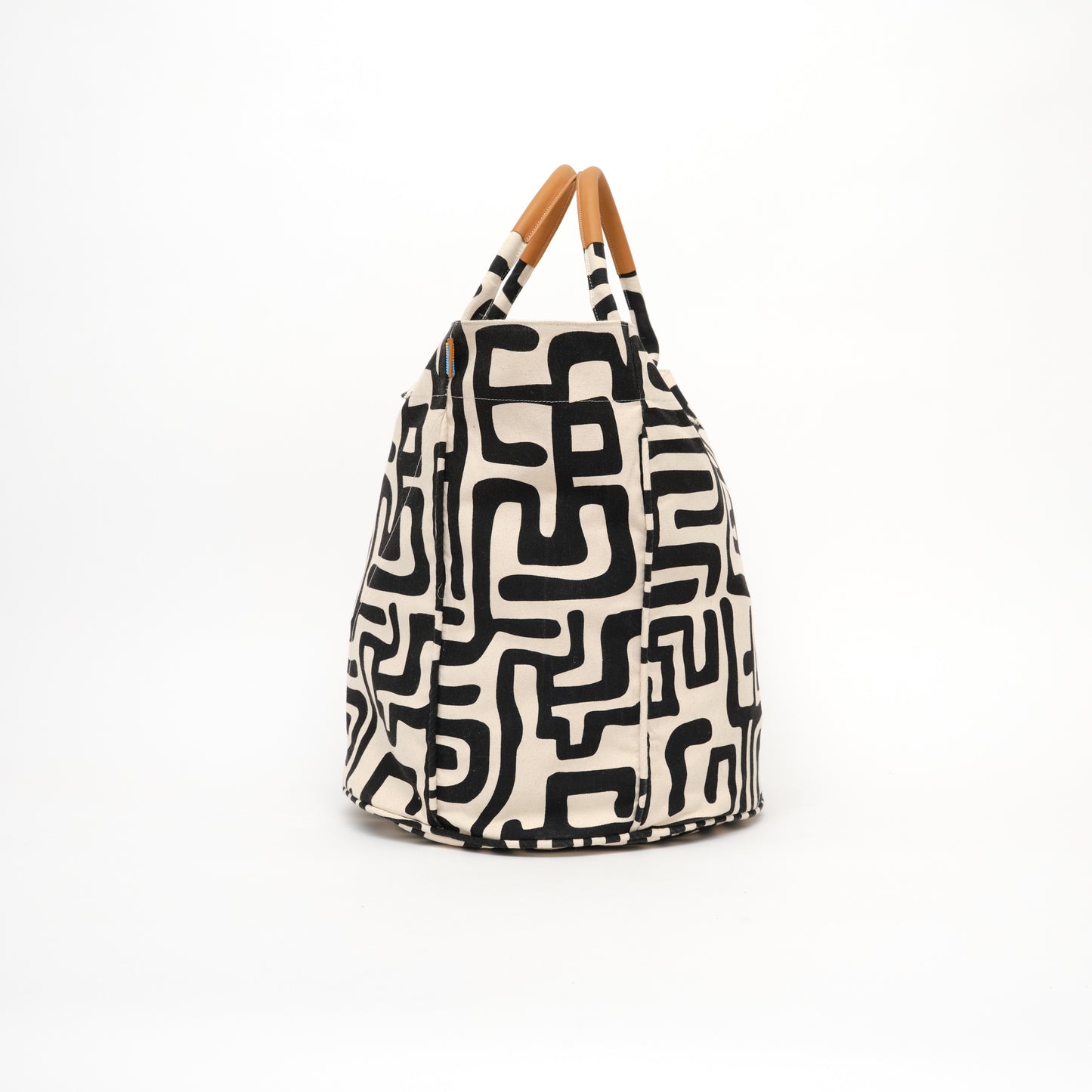Long Weekender Bag - Black Kuba