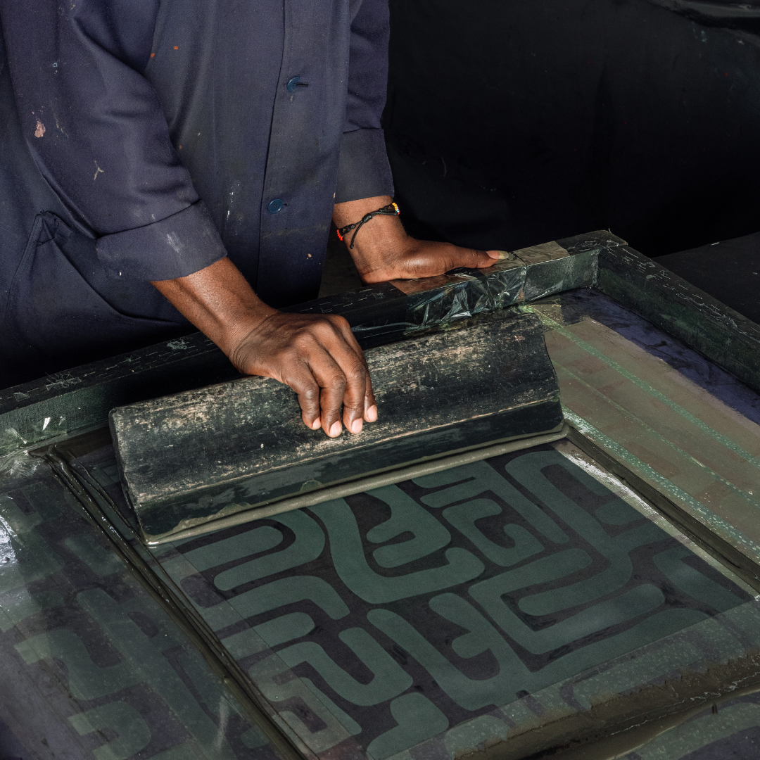 Commuter - Safari Kuba with Red Beaded Heart