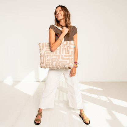 Carryall – Sand Kuba with Pearl Beaded Heart