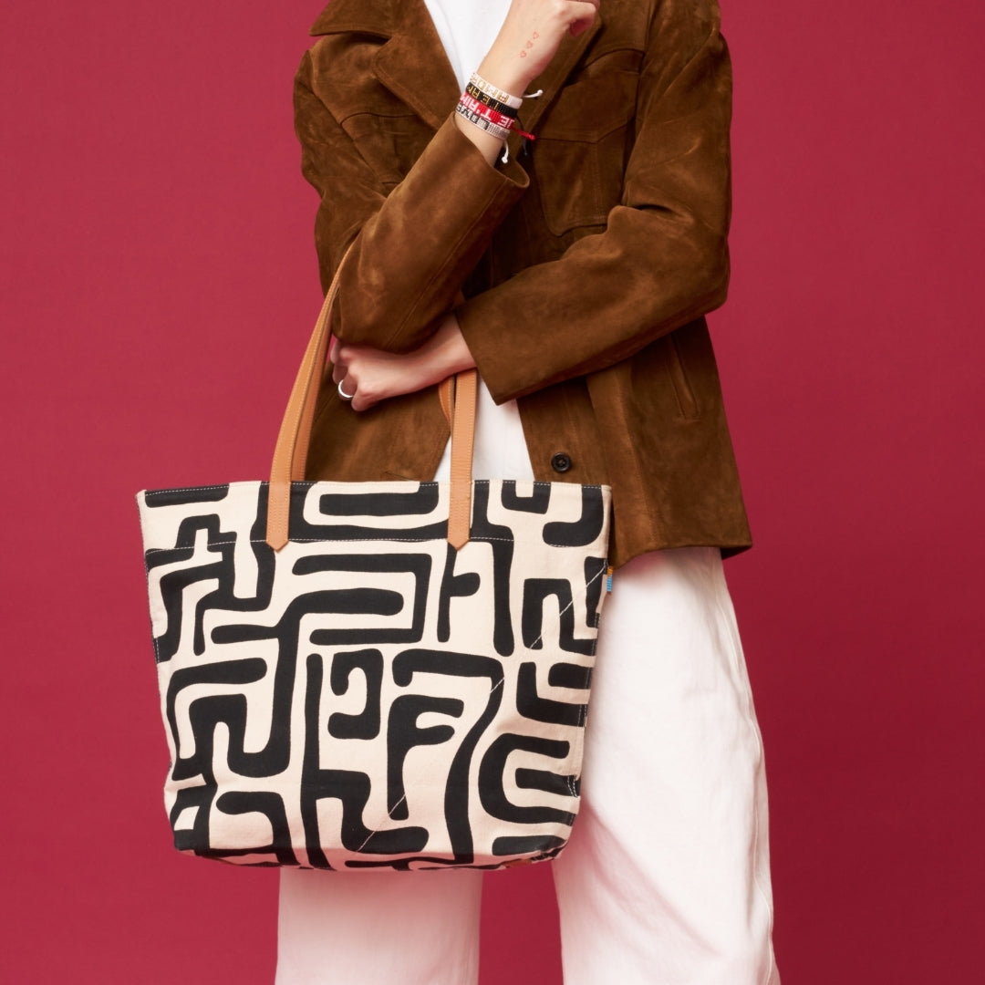 Go-To Tote - Black Kuba