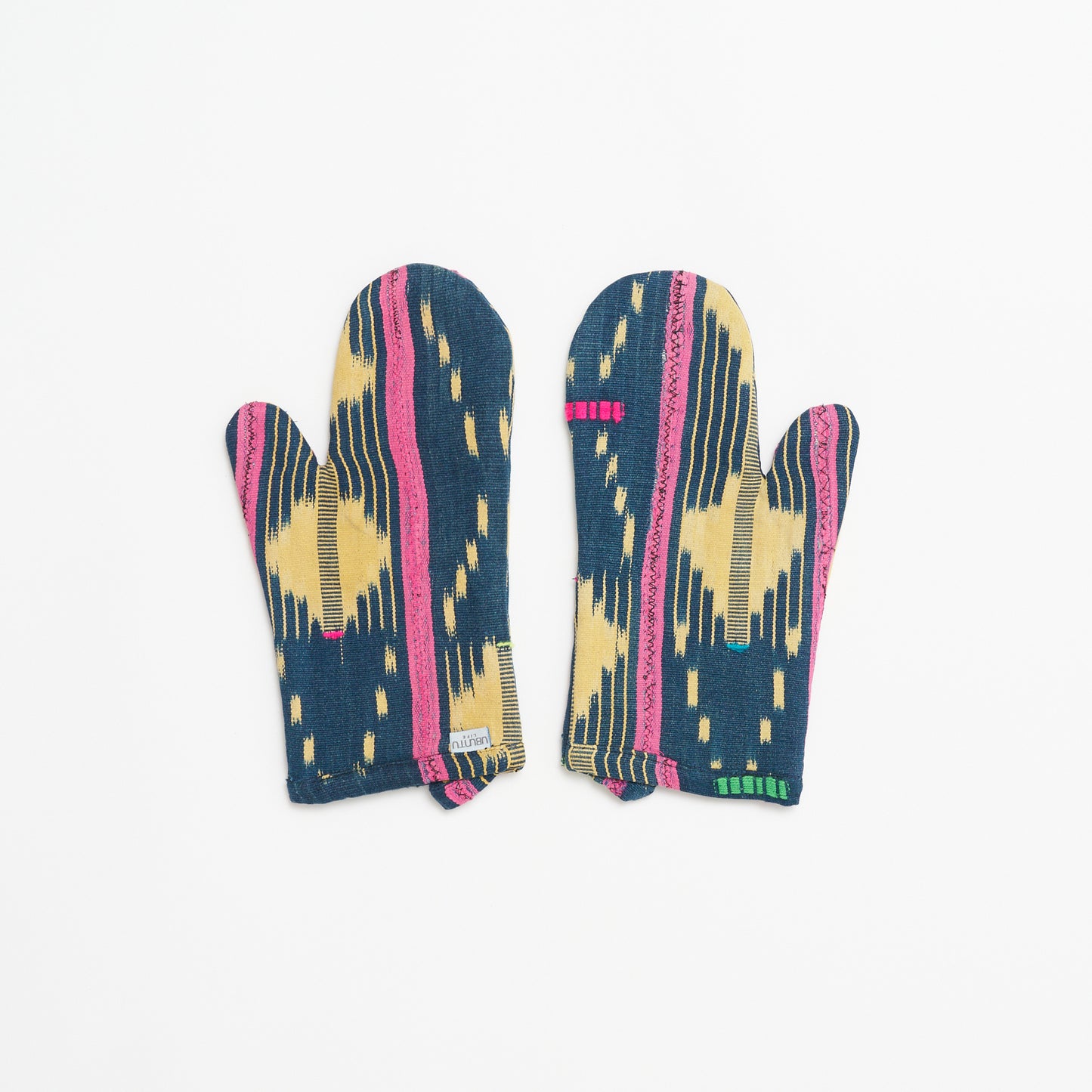 African Baule Oven Mitts #04