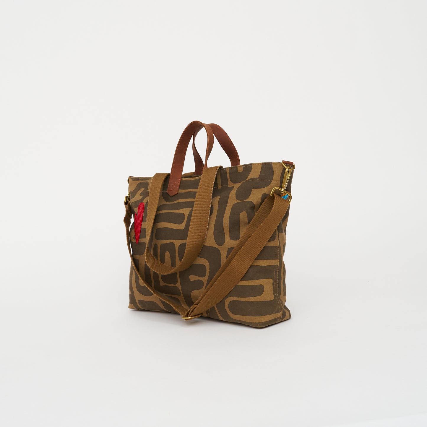 Carryall – Mocha Kuba with Red Beaded Heart