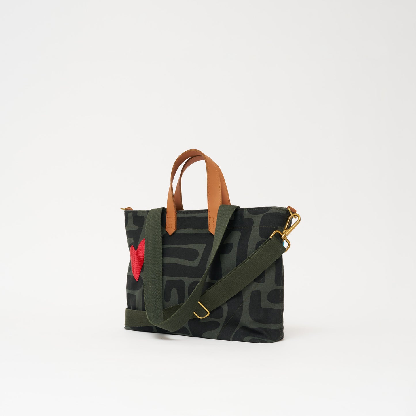 Commuter - Safari Kuba with Beaded Red Heart
