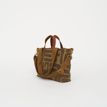 Commuter – Mocha Kuba with Red Beaded Heart