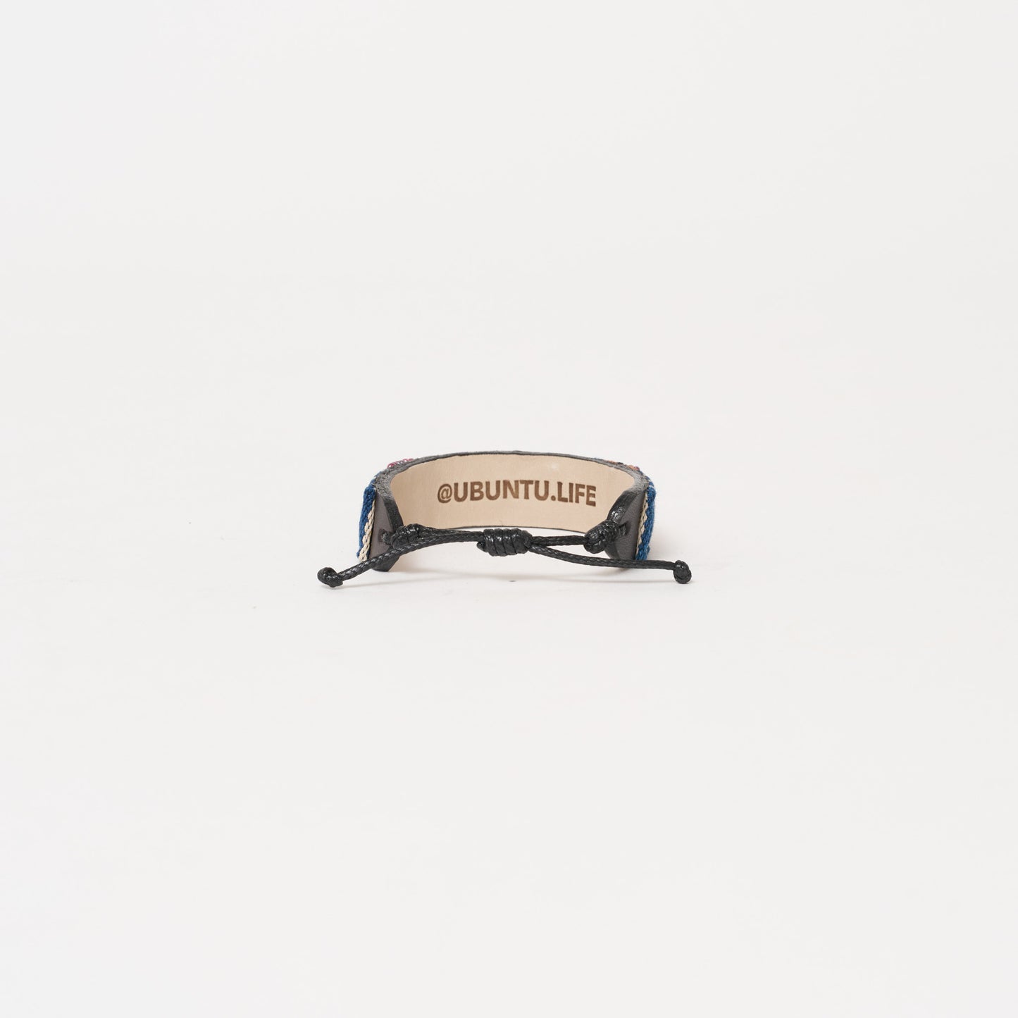 Mara Baule LOVE Bracelet - Berry