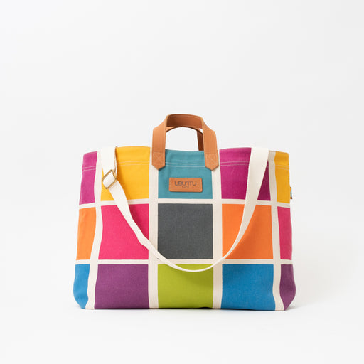 The Maren Carryall Tote lifestyle image