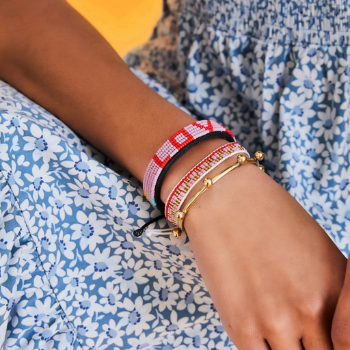LOVE Bracelet - Mauve/Red lifestyle image