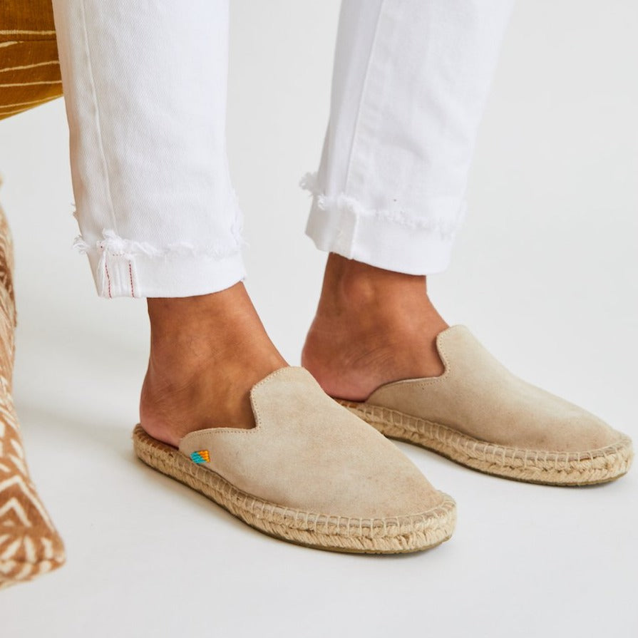 Lamu Mule - Sand