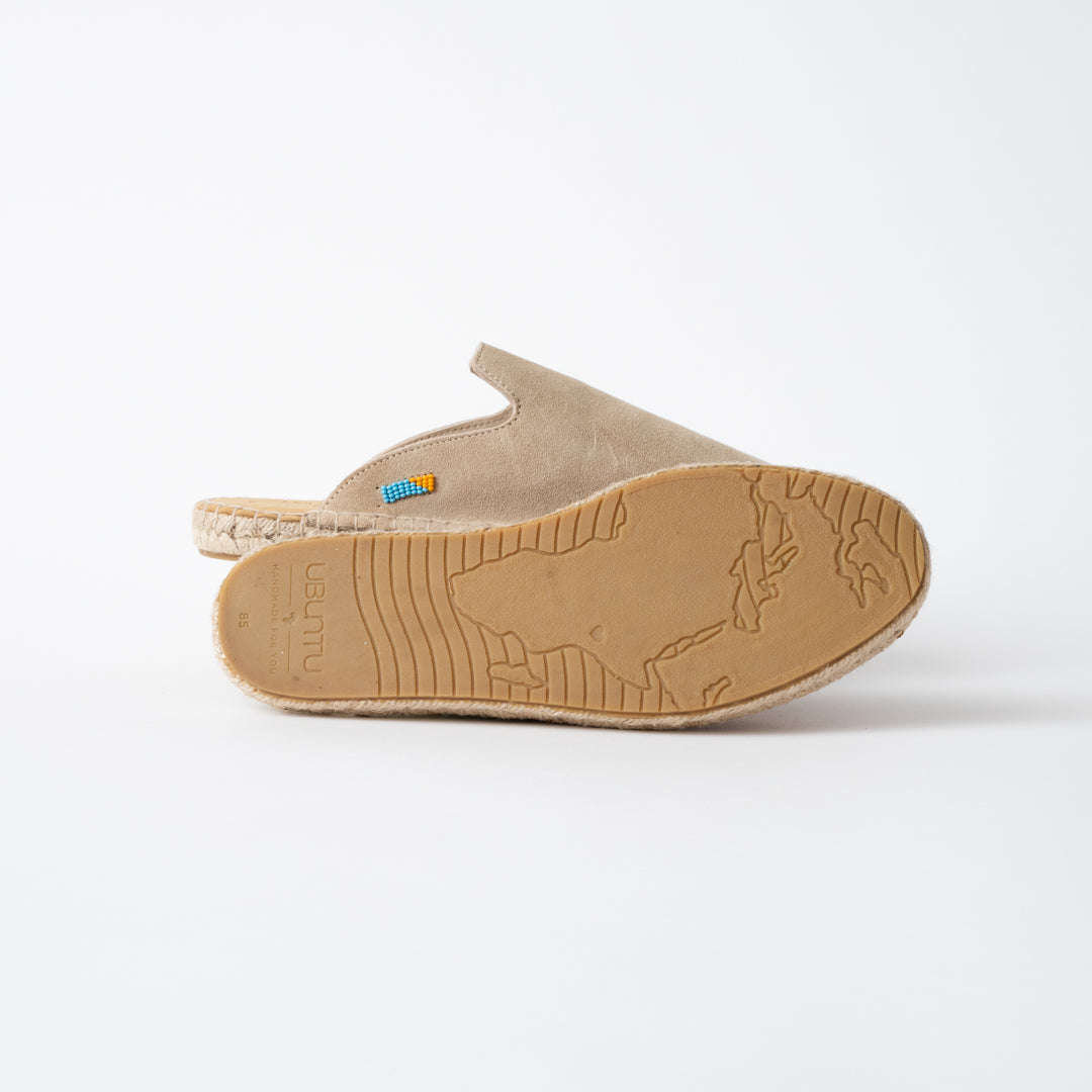 Lamu Mule - Sand