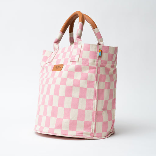 SAMPLE SALE: Checkered Weekender - Pink/Eggshell lifestyle image